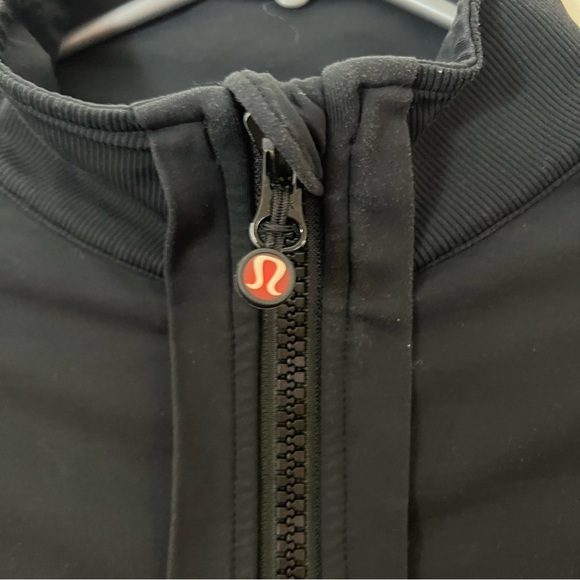 LULULEMON define jacket - Picture 4 of 4